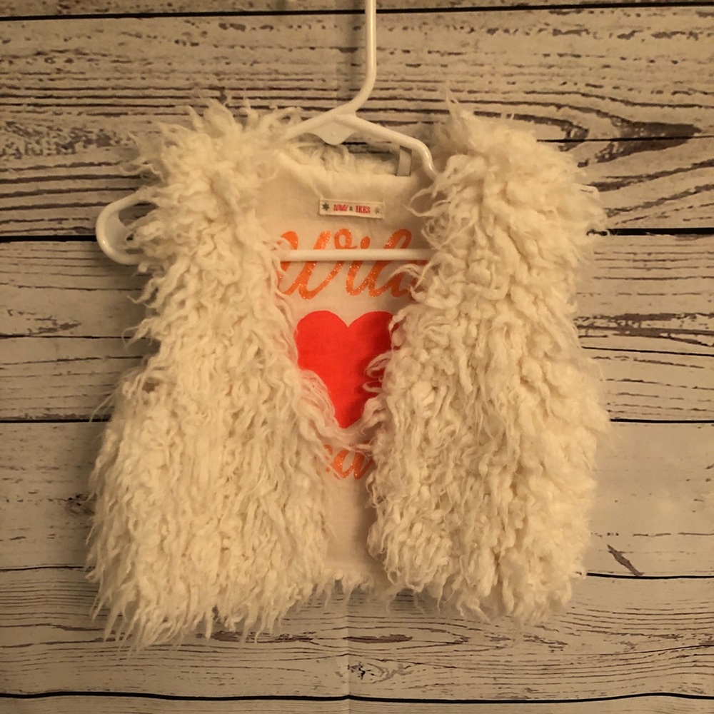 Ikks fur vest